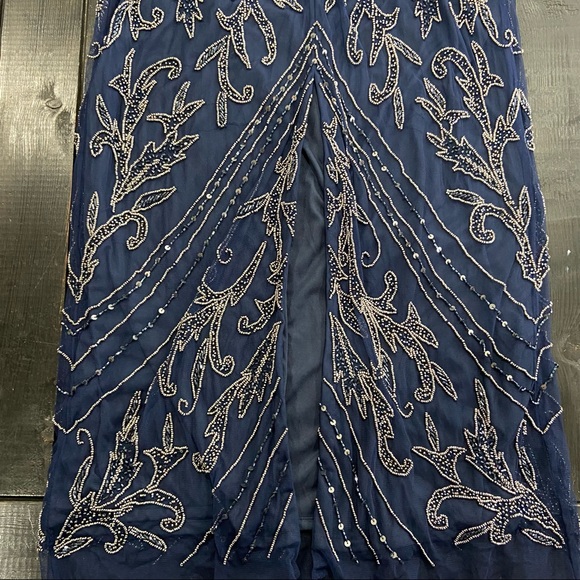 Pisarro Nights Beaded Mesh Column Gown SZ 4 Navy D2451 3/4 sleeve - Picture 11 of 13
